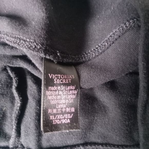 VS All Black Yoga Pants - Picture 2 of 4